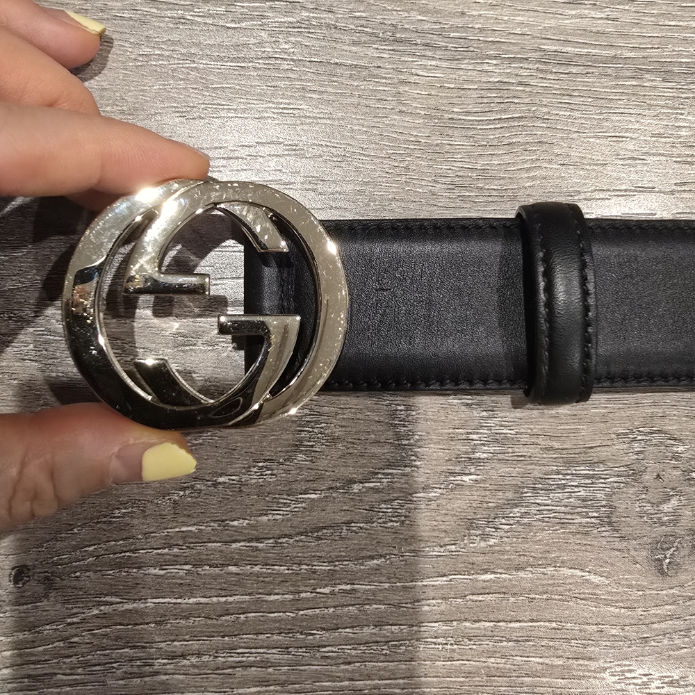 Gucci Black Leather Belt with Rosegold Buckle